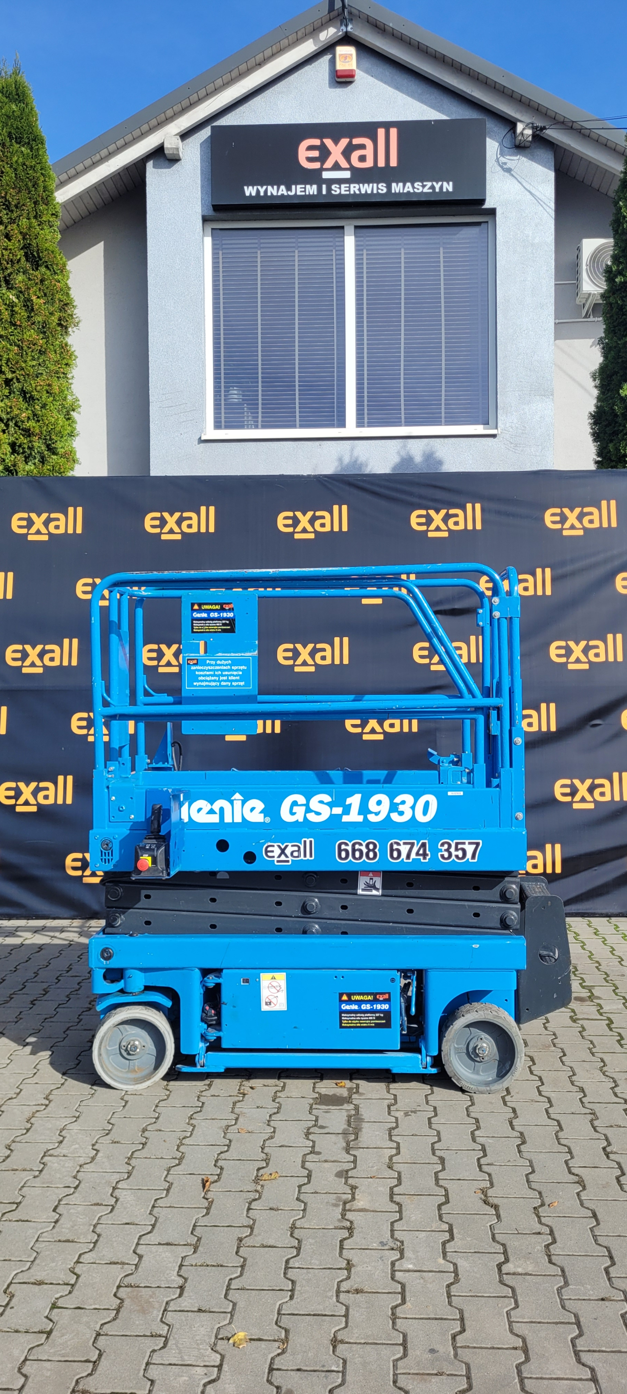 Podnośnik nożycowy elektryczny 8 m GENIE GS 1930